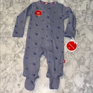 NWT MAGNETIC ME SOFT SLATE CONSTRUCTION WAFFLE FOOTIE